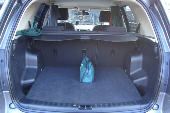 Land Rover Freelander 2 2.2 - 8