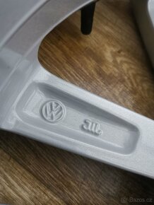 VW Polo VI - 4x orig. ALU disky VW 5x100 R17 - 8