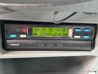 Iveco Daily 65c15 rv 07/2004 - 8