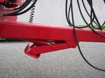 AKCE navěs přívěs vlek vozík TINAZ - 8