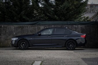BMW Rad 5 540i xDriveA/T - 8