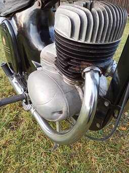 Jawa 250 - 8