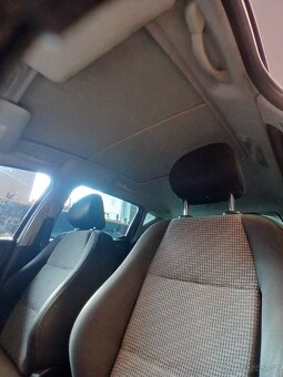 PEUGEOT 207 PRVNÍ MAJITEL BOHATÁ VÝBAVA - 8