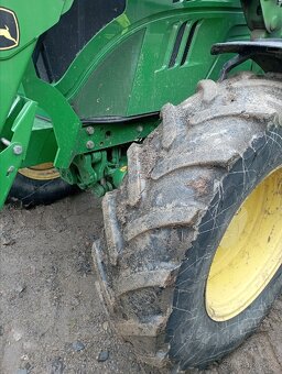 John Deere 6120M traktor s čelním nakladačem - 8