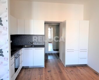 1+KK, 42m2, P3 Žižkov, Ondříčkova, luxusně zrekonstruovaný b - 8