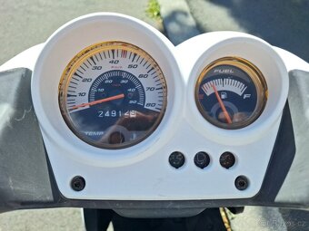 Skútr Yamaha Aerox 50cc, Top stav - 8
