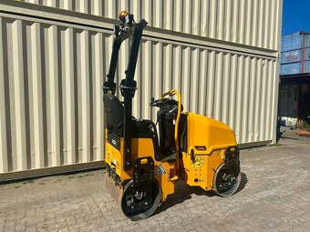 Vibrační válec JCB CT160 - 8