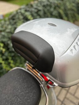 Vespa GTS 250 plně vybavená - 8