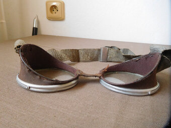 STARÉ asi MOTO BRÝLE - 8