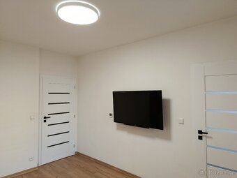 Pronájem bytu 2+kk 40 m² Korunní, Ostrava - Mariánské Hory - 8