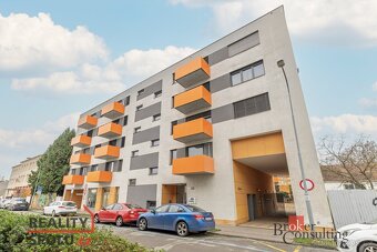 Prodej, ostatní/garážové stání, 13 m2, Mojmírovo náměstí 310 - 8