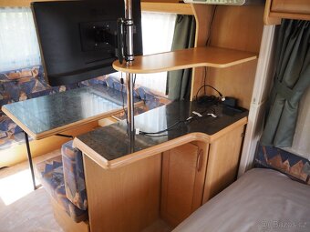 HOBBY EXCLUSIVE 440 obytný karavan, POJEZD, TOP STAV + VÝBAV - 8