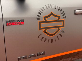 DODGE RAM 2500 6.4 V 8 - 8