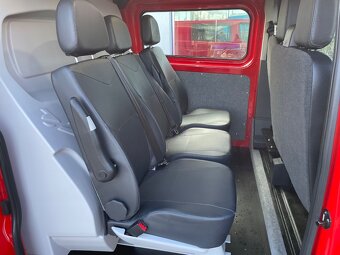 FORD TRANSIT CUSTOM 6 míst - 8