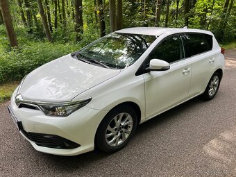 Toyota Auris 1,2T Edition S - TOP - 8