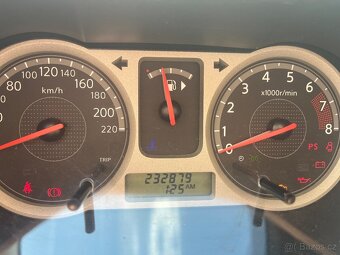 Nissan Note 2006 - 8