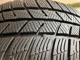 Škoda Superb R19 Originální zimní sada - 8