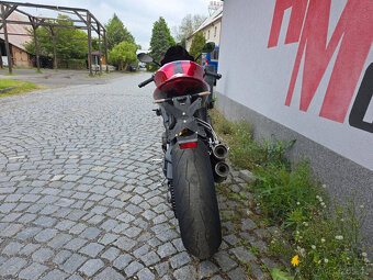 Triumph Speed Triple 1200 RR - 8