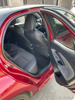 Toyota Yaris 1.5 benzin - 8