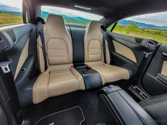 Mercedes Benz E coupe 350 CDI AMG - hnědá kůže - 8