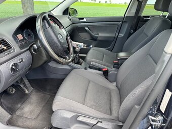 VOLKSWAGEN Golf V 1.9TDi - 8