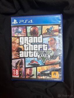 Ps4 slim 1TB - 8