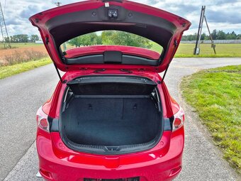 MAZDA 3 1.6i 77kw 128tis.km servisní knížka moc pěkný stav - 8
