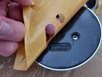 ORIGINAL ZNAK SKODA - ROVNY pro SKODA SUPERB - 8