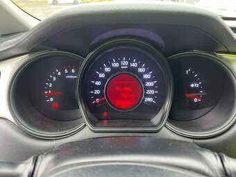 Kia Cee’d 1.4 CRDi – kombi, 2015, nová STK, možnost DPH - 8