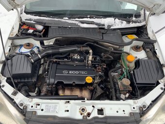 Opel combo-c 1.4 benzín 16v 5 místné - 8