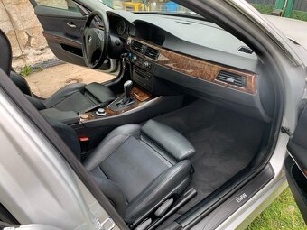 BMW e91 325d 145kW - 8
