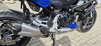 BMW f900xr - 8