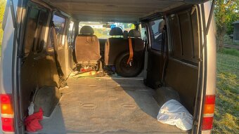 Ford Transit 2.5D 1999 139tkm 6míst - 8