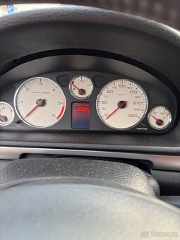 Peugeot 407 SW 2.0 HDI - 8