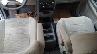 Chrysler Town Country 3,3 LPG, 08, tažné - 8