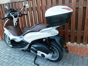 Piaggio beverly 300 (2013) - 8