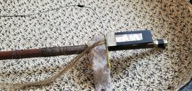 Housle atypicky zdobené. - 8