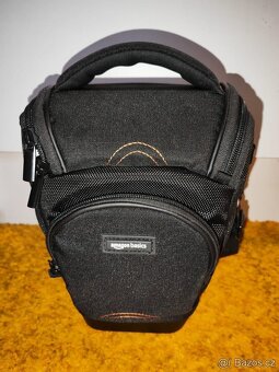 Nikon D5600 a objektiv Nikon 18-300 mm - 8