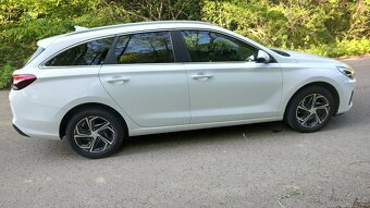 Hyundai I30 combi 1.6 CRDi, Smart, ČR, DPH, ZÁRUKA - 8