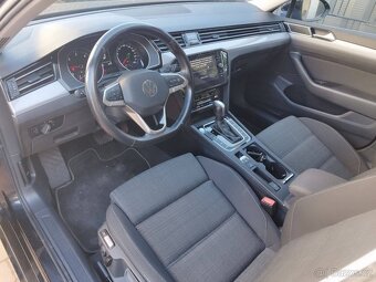VW Passat - 8