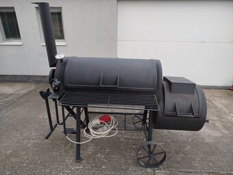 Prodám zahradní gril na kýtu, sele, kuřata - 8