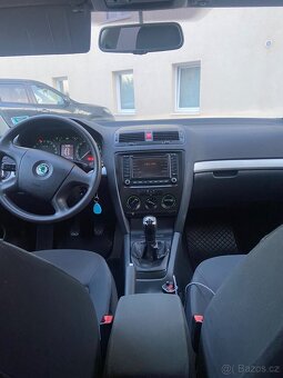 Škoda Octavia II 1.6 MPI - 8