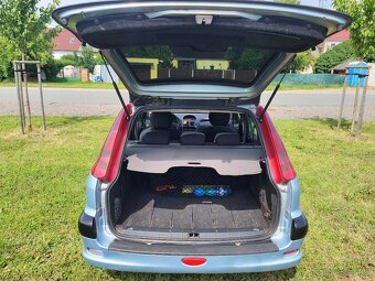 Peugeot 206 sw combi 2.0hdi - 8