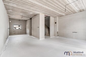 Prodej rodinného domu 91 m2, pozemek 350 m2 - 8