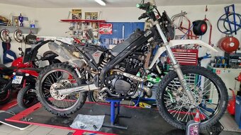 Rieju MRT 125 - 8