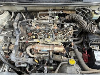 Toyota Corolla 1.4 diesel 66 kw - 8