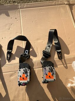 audi A4 B8 8K 08-15 predni pasy Bezpečnostní - 8