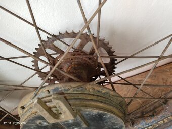 ČZ předválečná 175 a 250 - 8