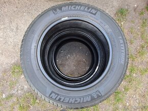 4 Letní pneumatiky Michelin / Continental 235/55 R17 - 8