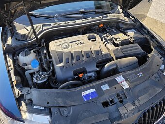 Škoda Superb 2.0 TDI DSG 125kw Xenon Sound - 8